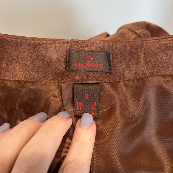 Brown Suede Pants by Danier, Size 2 - Picture 2 of 6